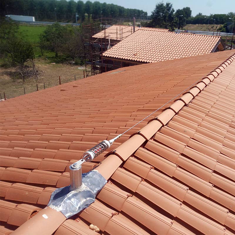 Linea vita sul tetto